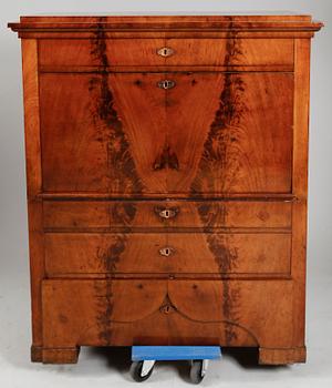 CHIFFONJÉ, empire, tidigt 1800-tal.