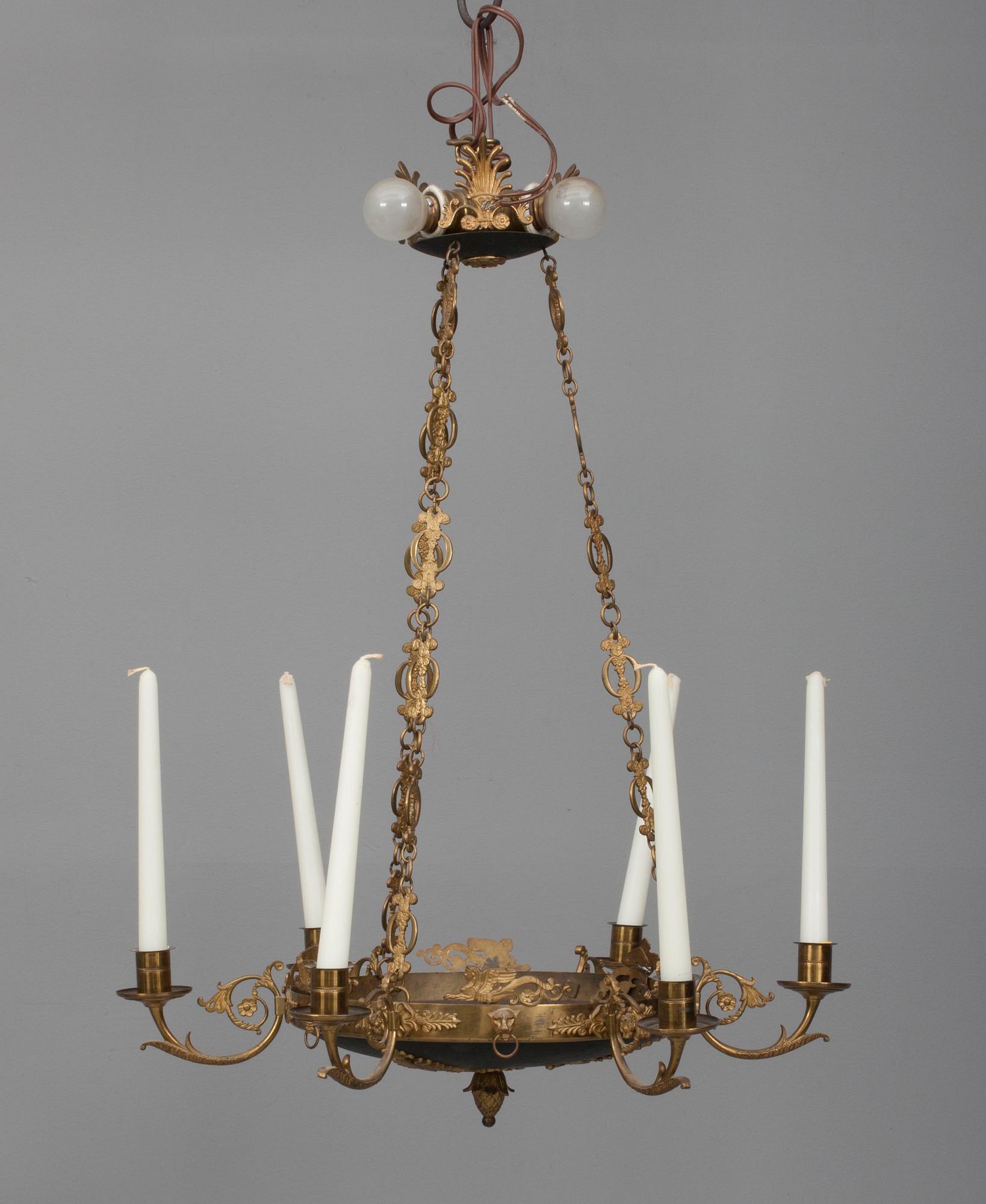 KATTOAMPPELI, empiretyyli, 1900-luku. Korkeus 72 cm.