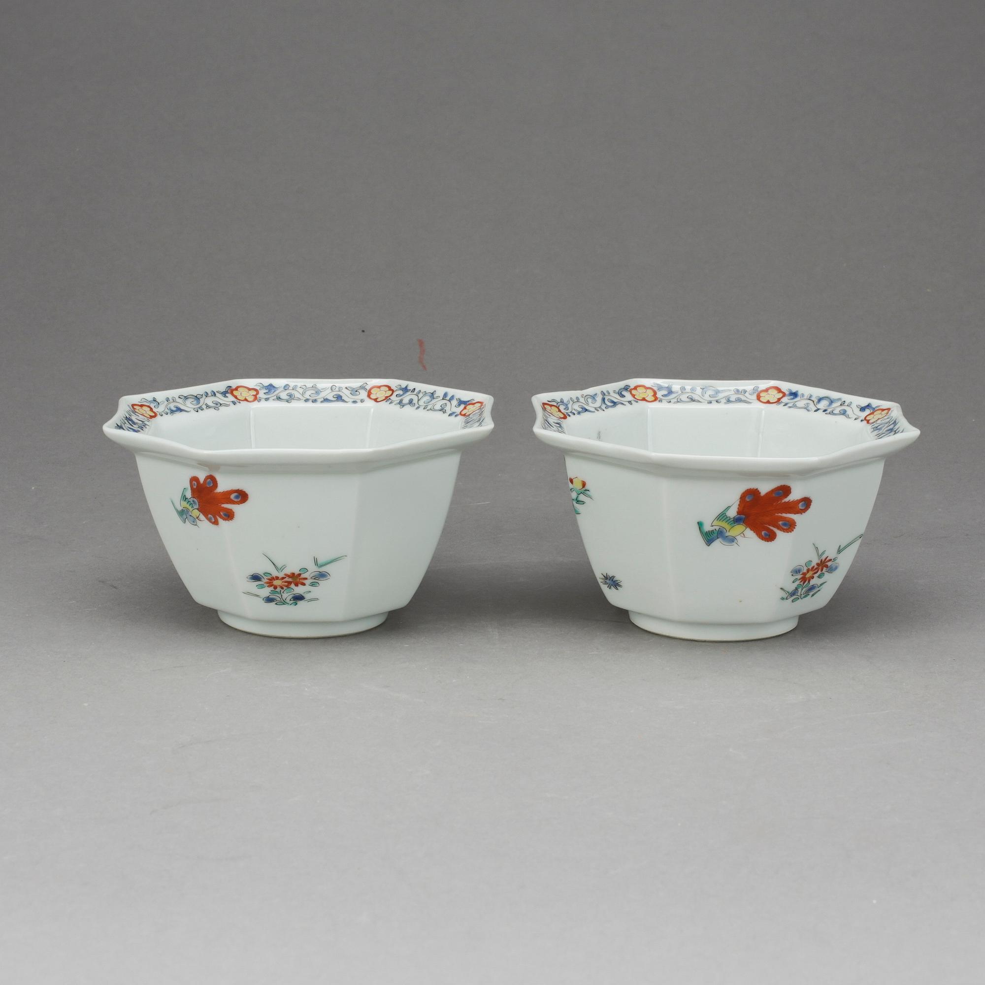 SKÅLAR, ett par, porslin. Japan, 1800-tal.