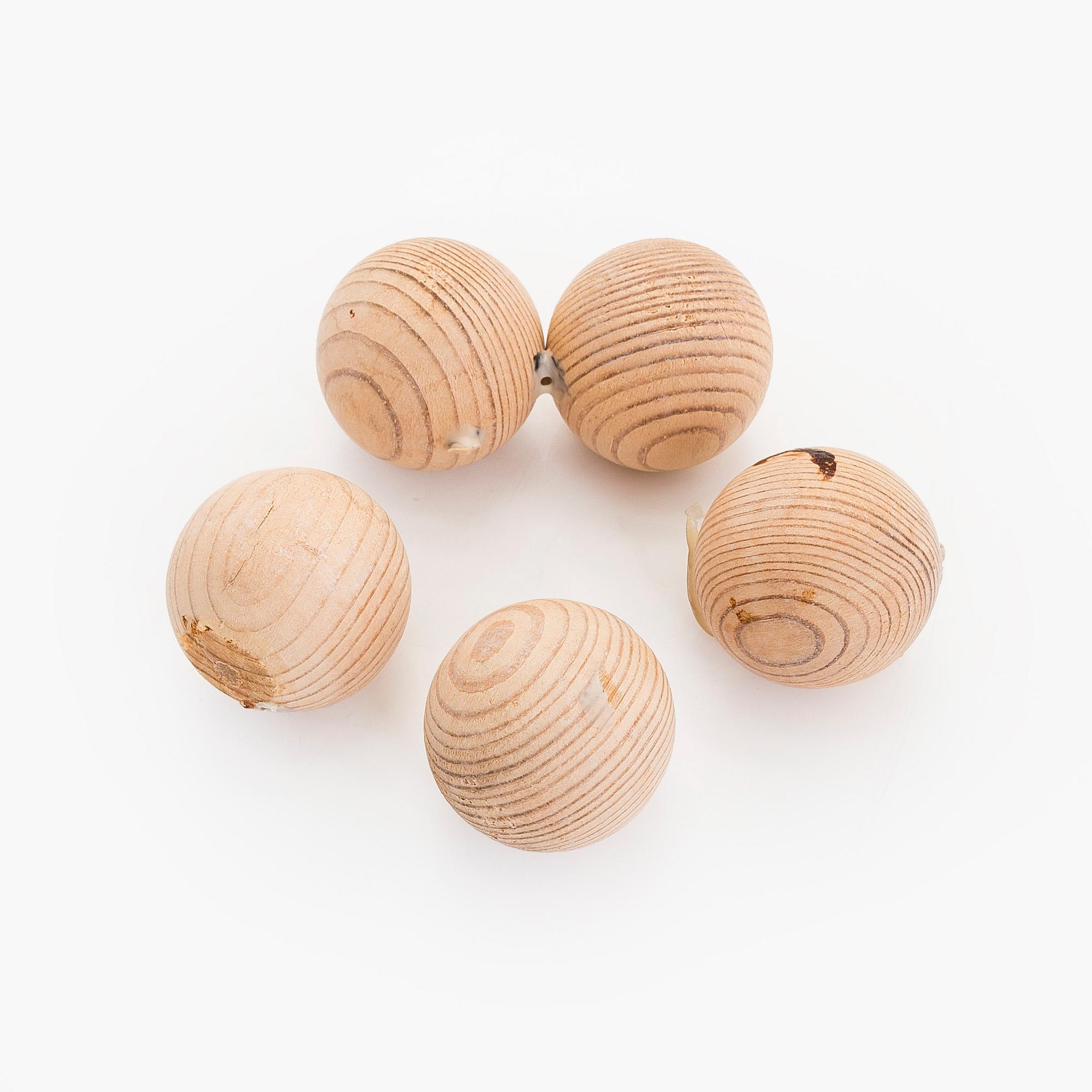 Kaija Aarikka, veistoksia, 2 kpl, puuta, Aarikka Suomi.