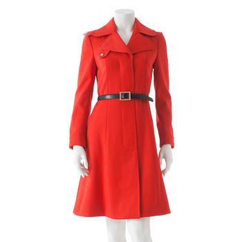 728. LOUIS FÉRAUD, a red woolblend coat from the 70s.