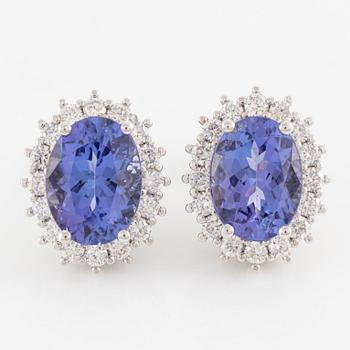 Earrings, 18K white gold with tanzanites and brilliant-cut diamonds.