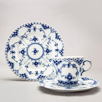 SERVIS 29 dlr muselmalet helblonde Royal Copenhagen Danmark 1900-tal porslin.