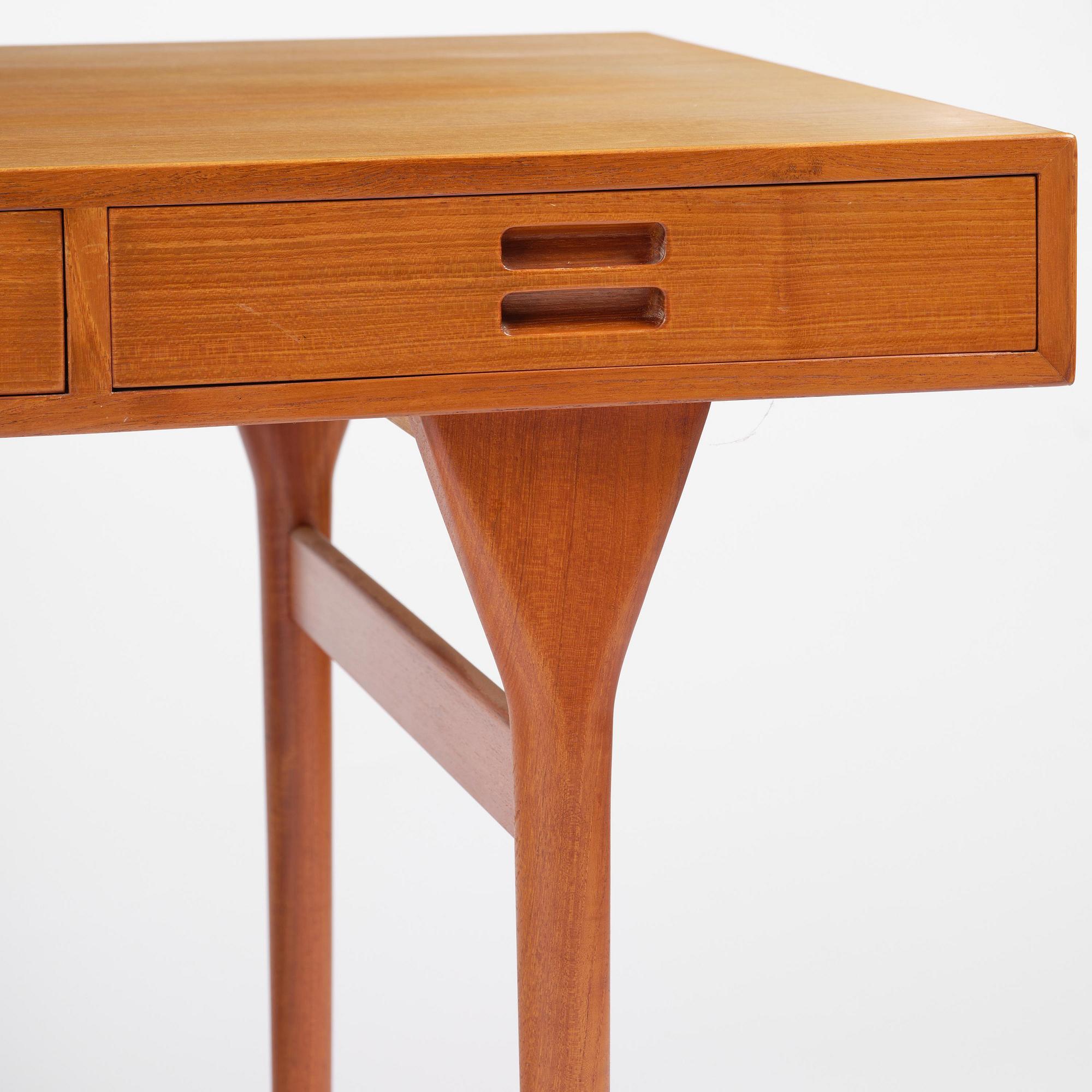 Nanna Ditzel, a teak desk model "93-4", Søren Willadsens Møbelfabrik, Denmark, 1950s.