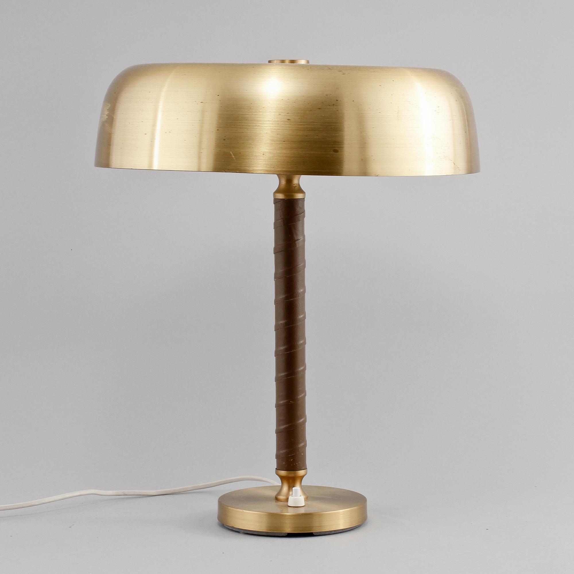 BORDSLAMPA, 1900-talets andra hälft.