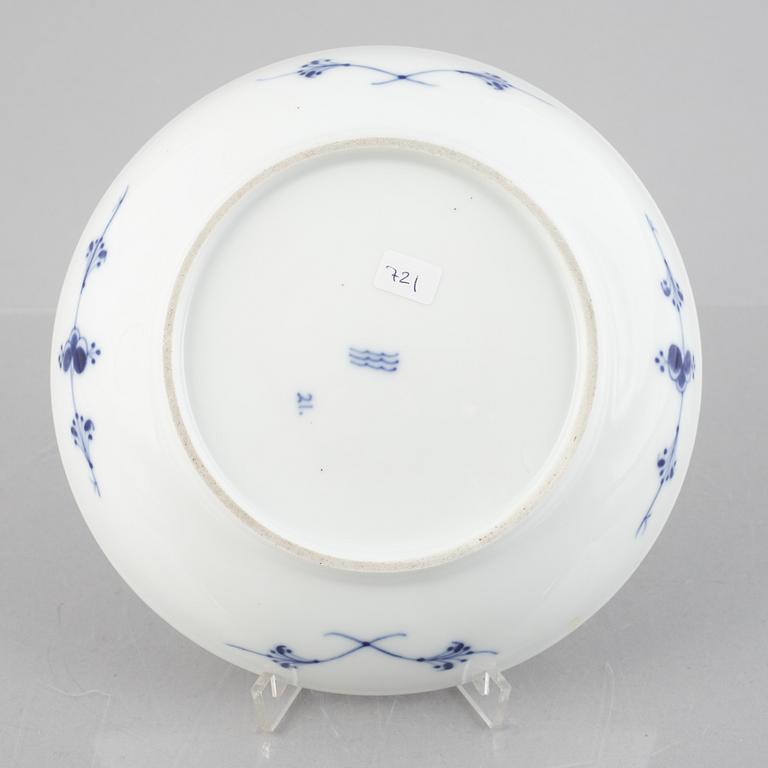 A 'Blue Fluted Plain' porcelain bowl, Royal Copenhagen, 19th century.