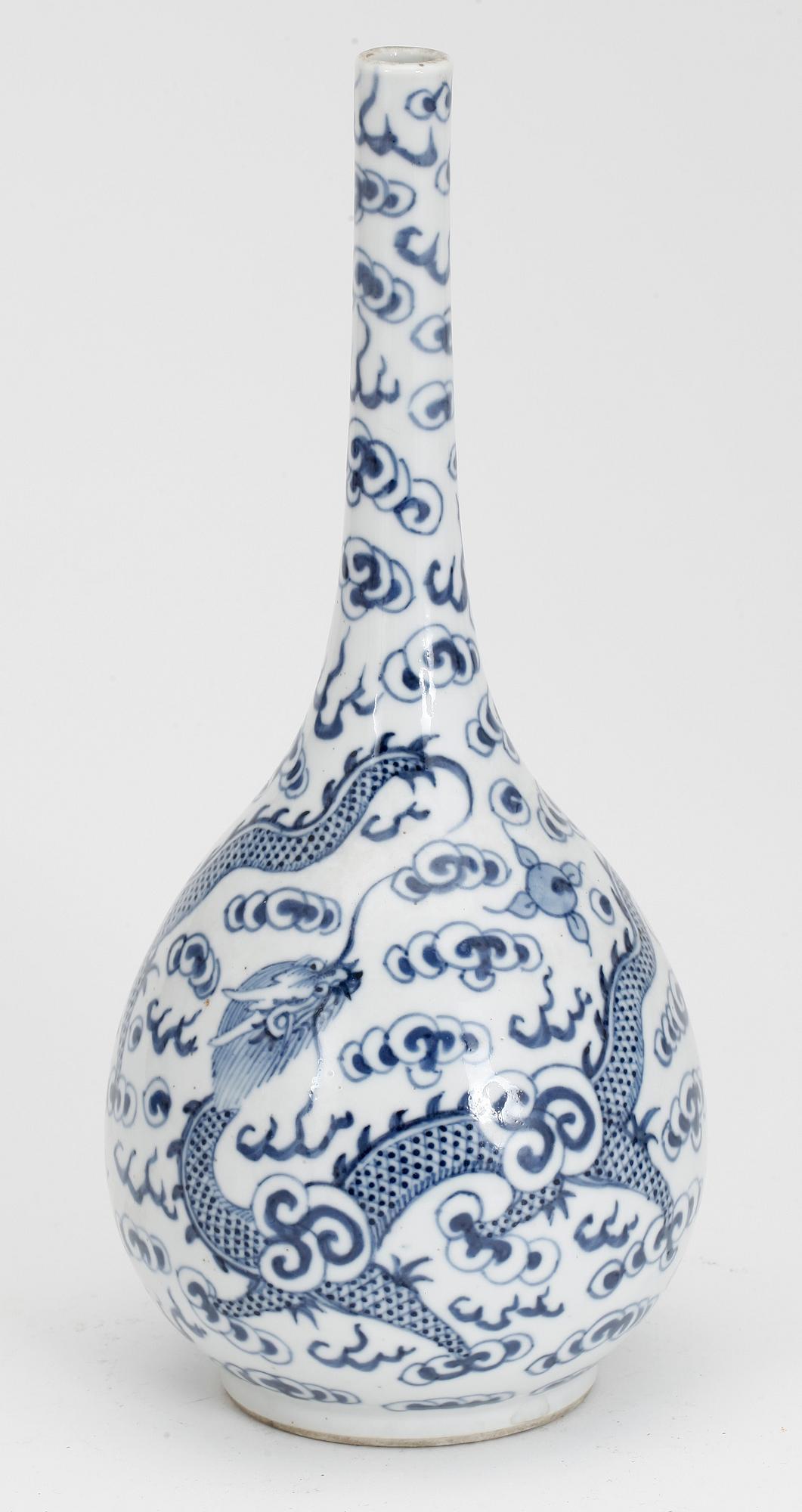 VAS, porslin, Kangxistil, Kina.