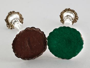LJUSSTAKAR, ett par, silver, 1861.