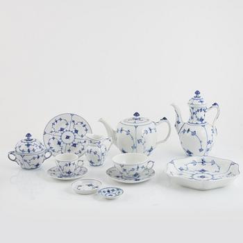 A 38-piece Riffle "Musselmalet" tea and coffee service, Royal Copenhagen, Denmark.