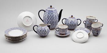 KAFFESERVIS, 15 delar, porslin, Lomonosov, Ryssland, 1900-talets andra hälft.