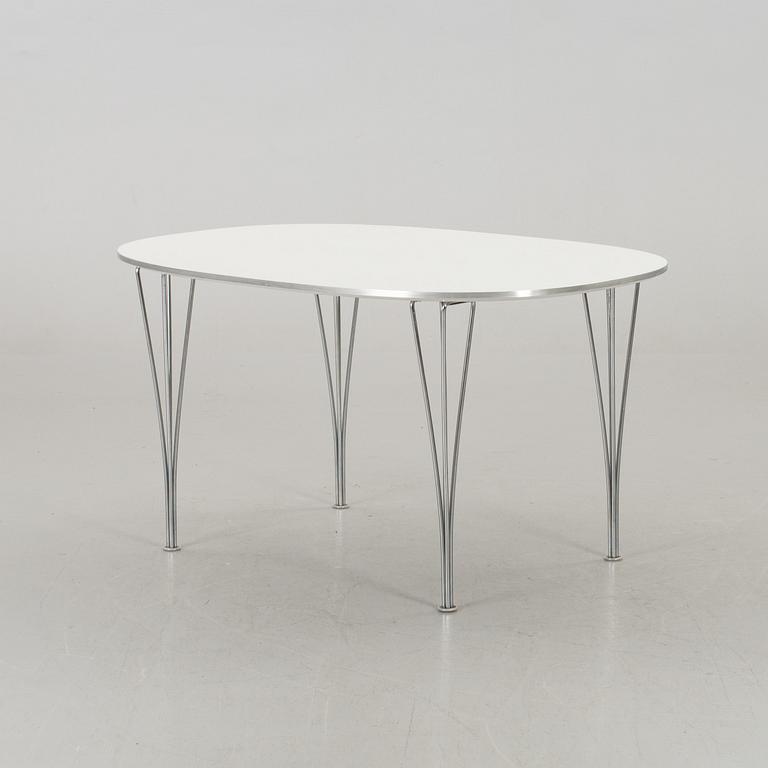 BRUNO MATHSSON OCH PIET HEIN, bord, "Superelips", Fritz Hansen, Danmark 1900-talets senare del.