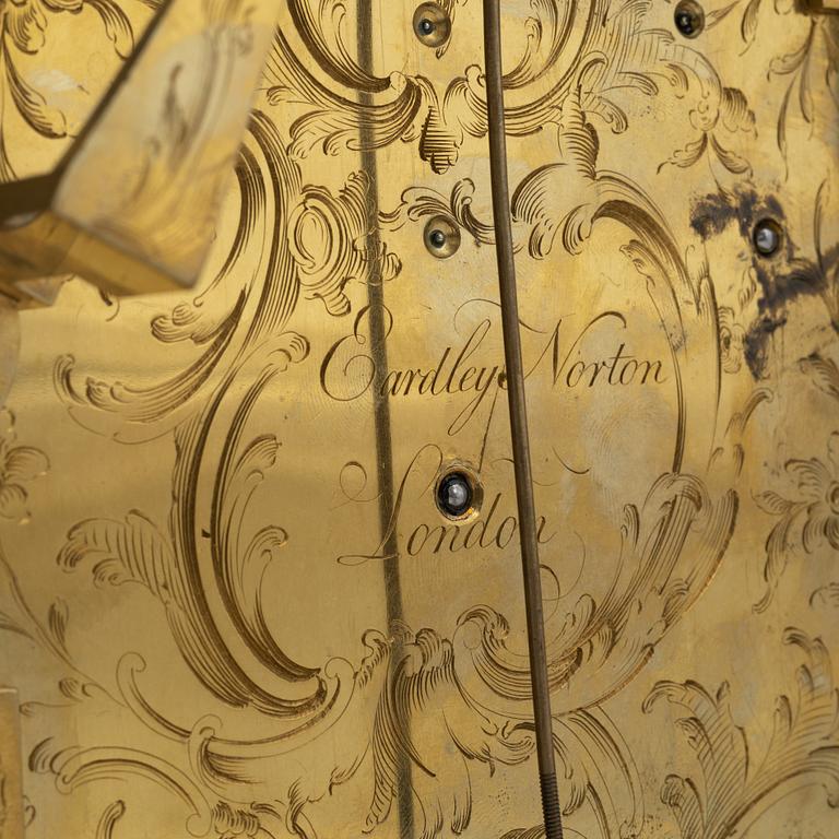 A George III 18th century musical  bracket clock by Eardley Norton.