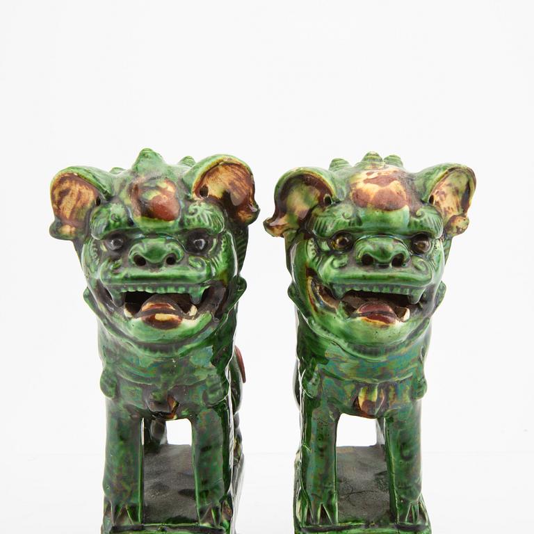 Incense holders, a pair of china, around 1900 glazed earthenware.