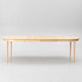 Carl Malmsten, A 7 pieces dining set, "Vardags", Stolab, 2013 and 2014.