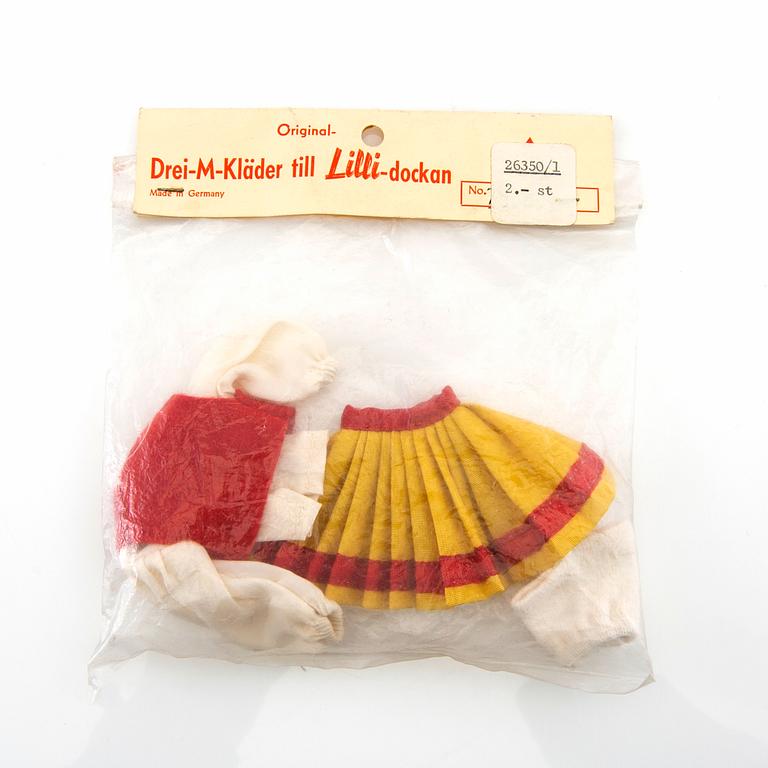 Lilli's original clothes, #1140 "Hungarian costume" in original packaging.