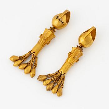 A pair of Meroitic gold earrings, 700 BC - 500 BCE.