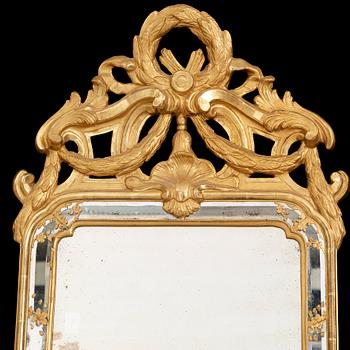SPEGEL, av Nils Meunier (spegelmakare i Stockholm 1754-97). Gustaviansk.