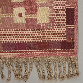 Marianne Richter, A CARPET, "Villemo, rosa", flat weave, ca 246,5 x 177 cm, signed AB MMF MR.