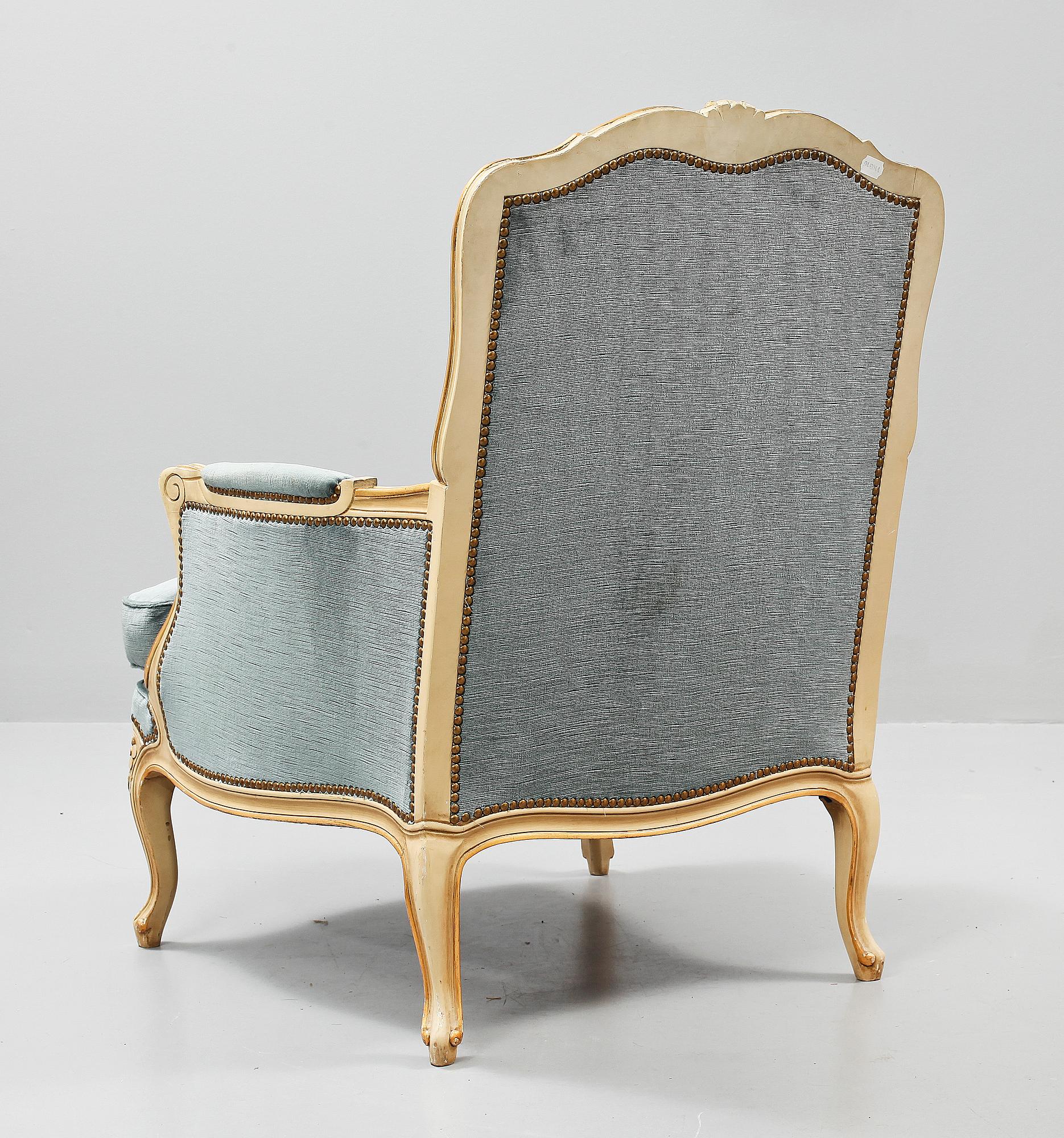 SOFFA samt FÅTÖLJ, rokokostil, 1900-talets andra hälft.