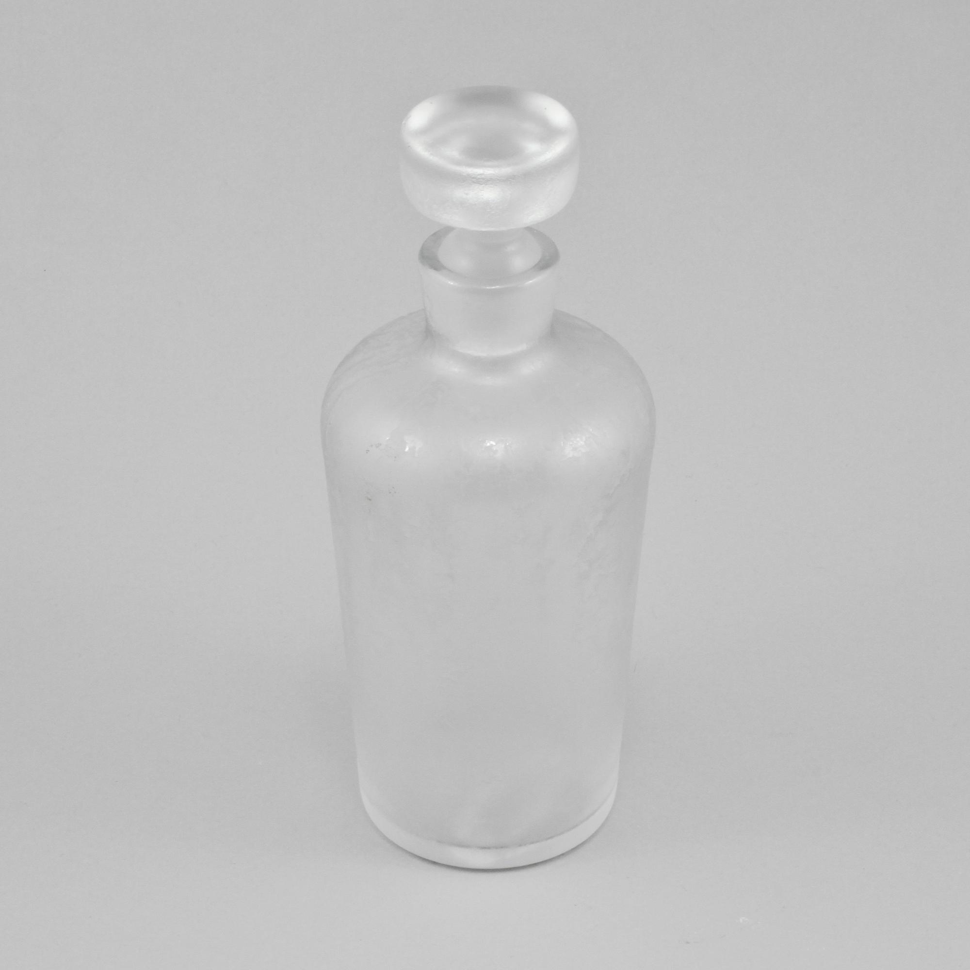 KARAFF, glas, troligen "Iced", Vicke Lindstrand, Orrefors, 1900-tal.