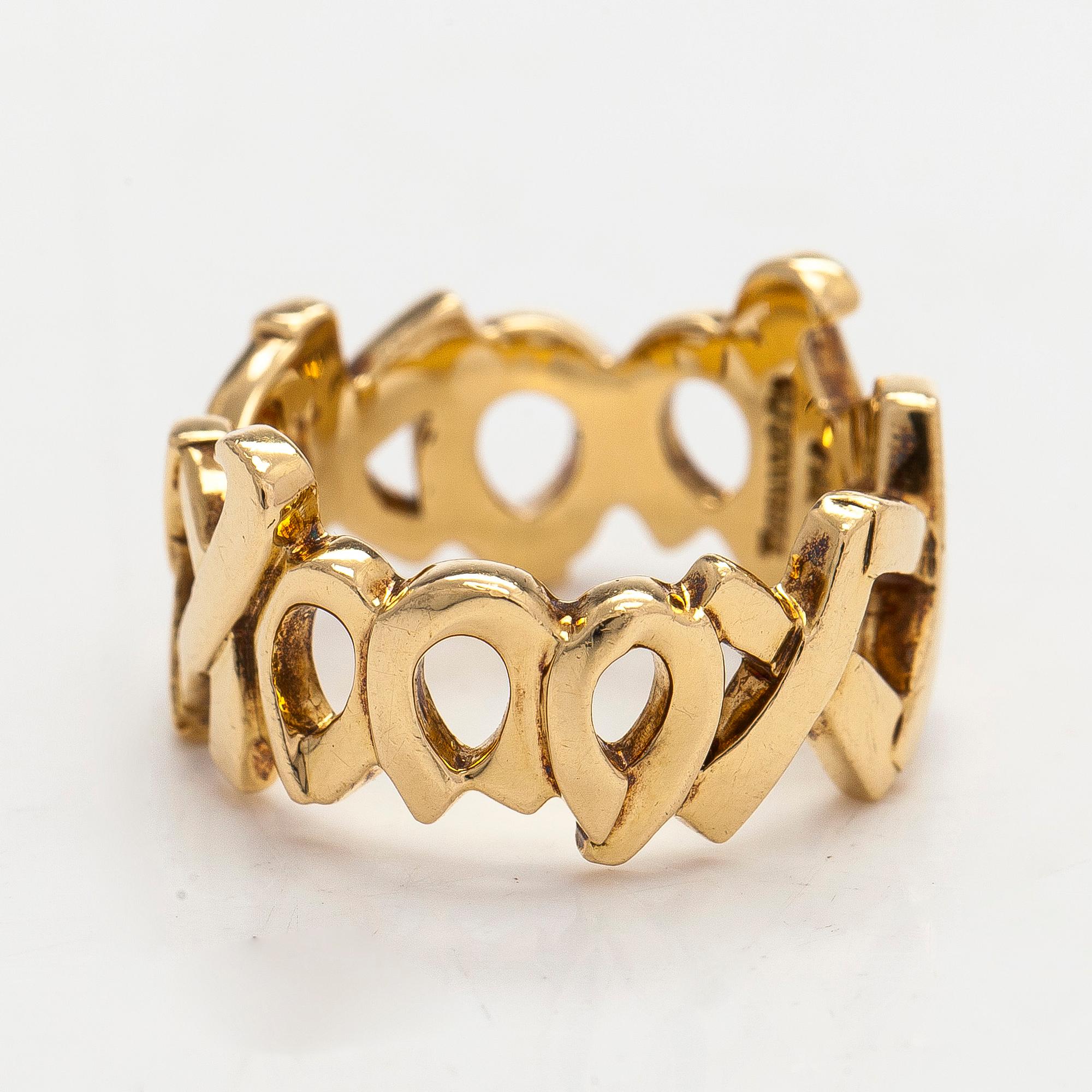 Tiffany & Co, Paloma Picasso, ring, 'XO', in 18K gold.