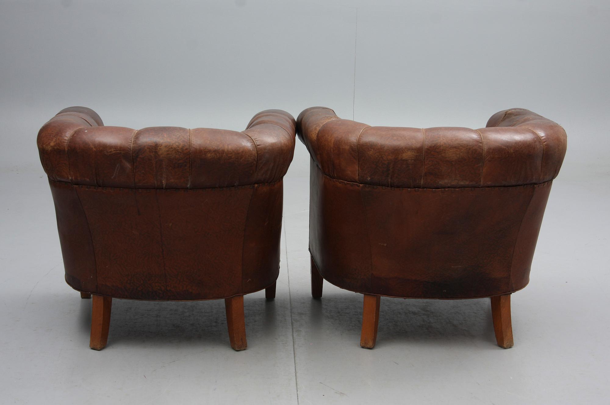 FÅTÖLJER, ett par, 1900-tal.