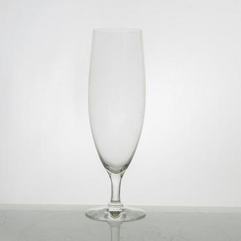 A set of 28 glass service pieces, including Olle Alberius, 'Pils' and 'Erik', Orrefors.