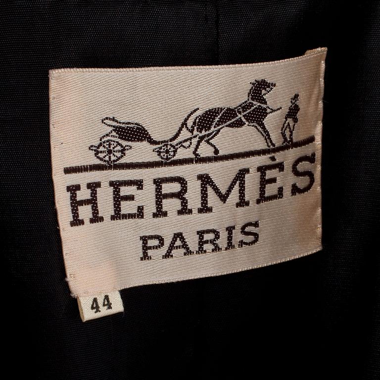 HERMÈS, a black cashmere blend coat.