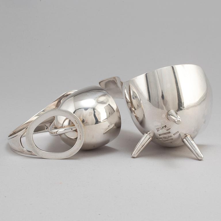 LJUSSTAKAR, 2 st, sterlingsilver, bl a Heinz Decker, CG Hallberg Studio, Stockholm 1956.