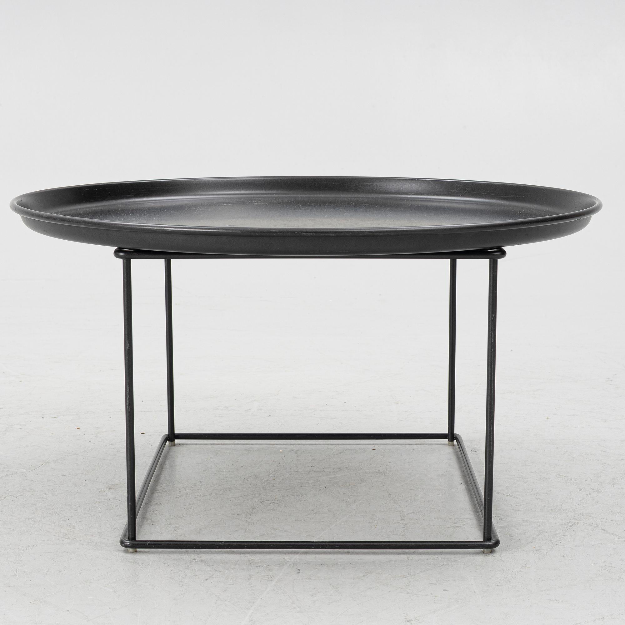 Patricia Urquiola, coffee table, "Fat-Fat", B&B Italia Maxalto, 2012.