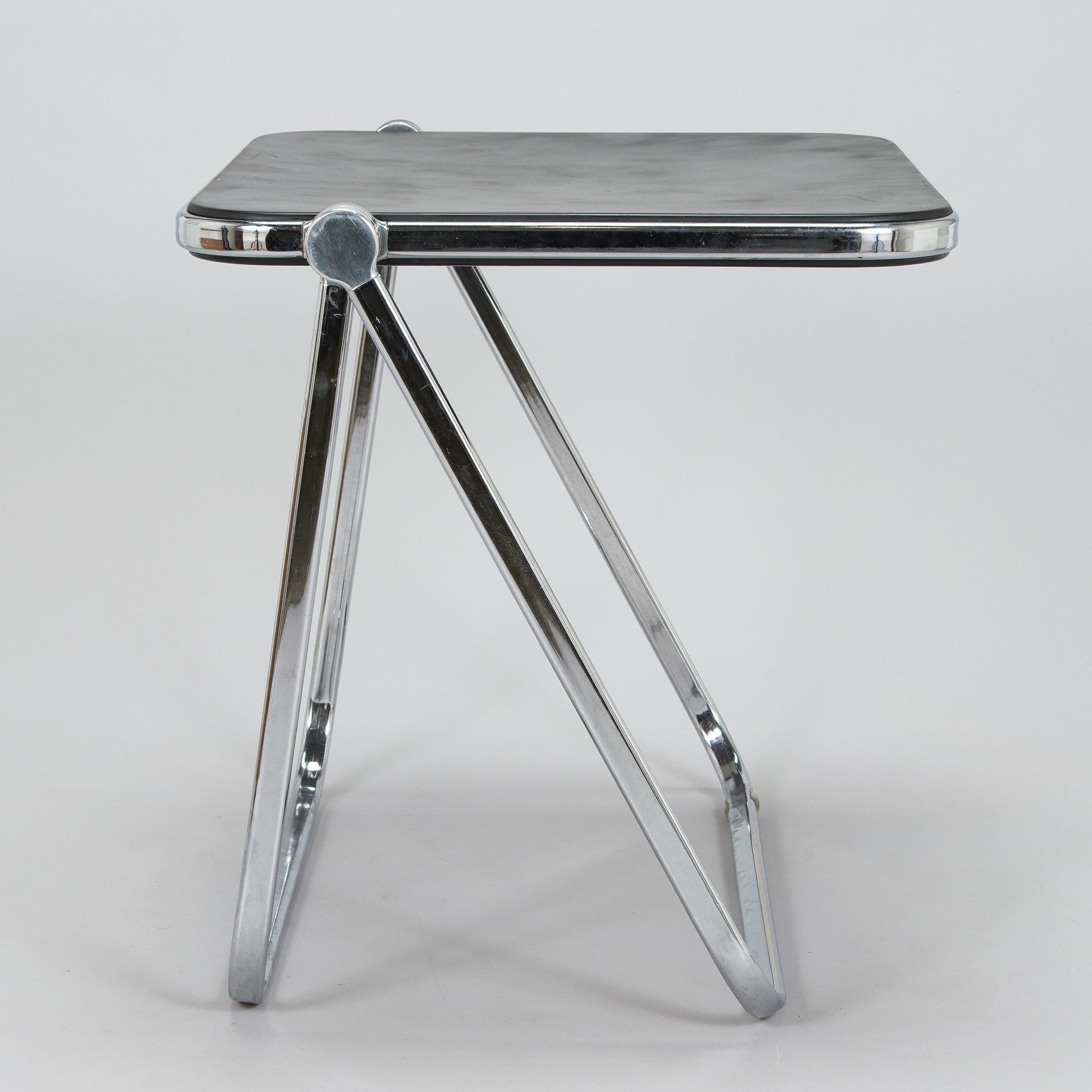 Giancarlo Piretti, pöytä, "Platone", Castelli, Italia, 1960/70-luku.