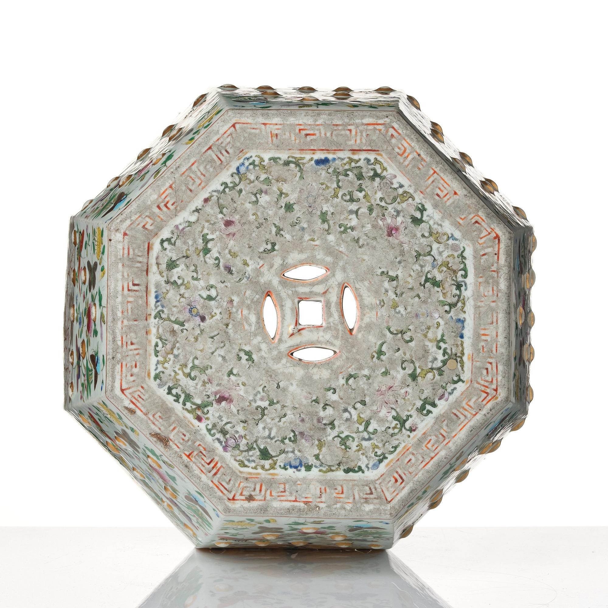 Trädgårdspall, porslin. Qingdynastin, Kanton, 1800-tal.