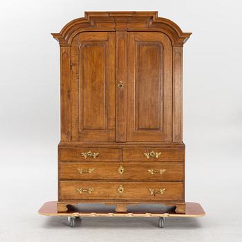 Cabinet, 18th century.