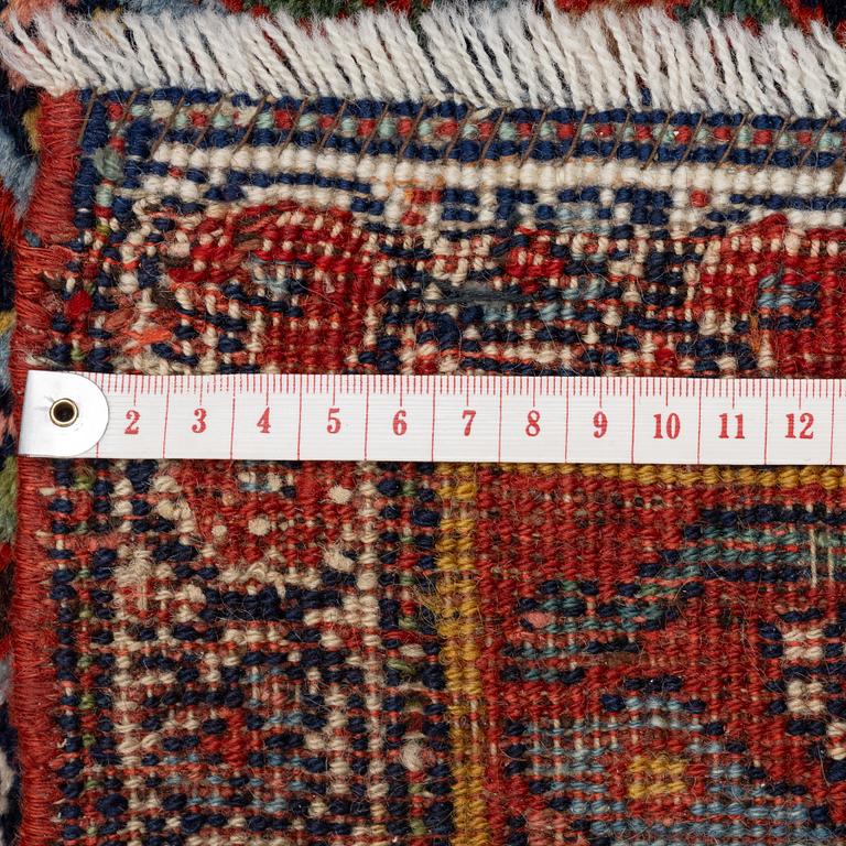 Carpet, Bidjar, approx. 387 x 223 cm.