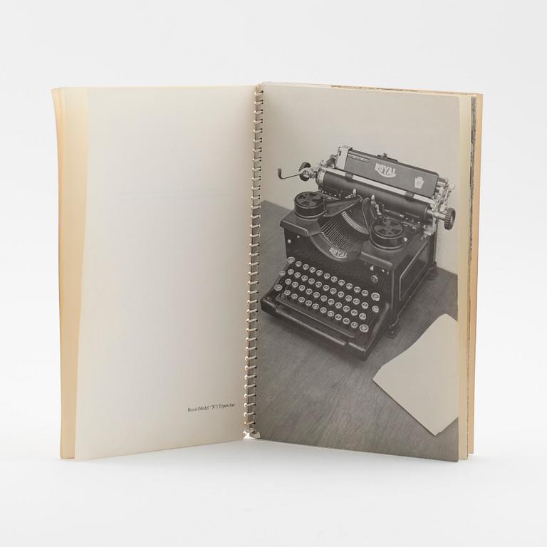 M Williams, E Ruscha o Patrik Nlackwell, "Royal Road Test", 1971.