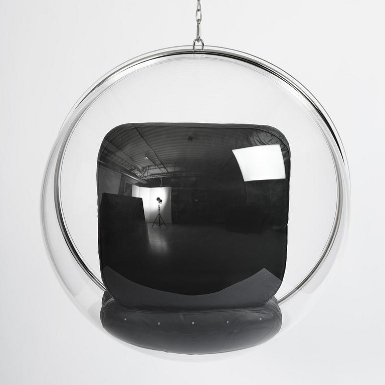 Eero Aarnio, hängfåtölj, "Bubble Chair", Eero Aarnio Originals, Finland, efter 2016.