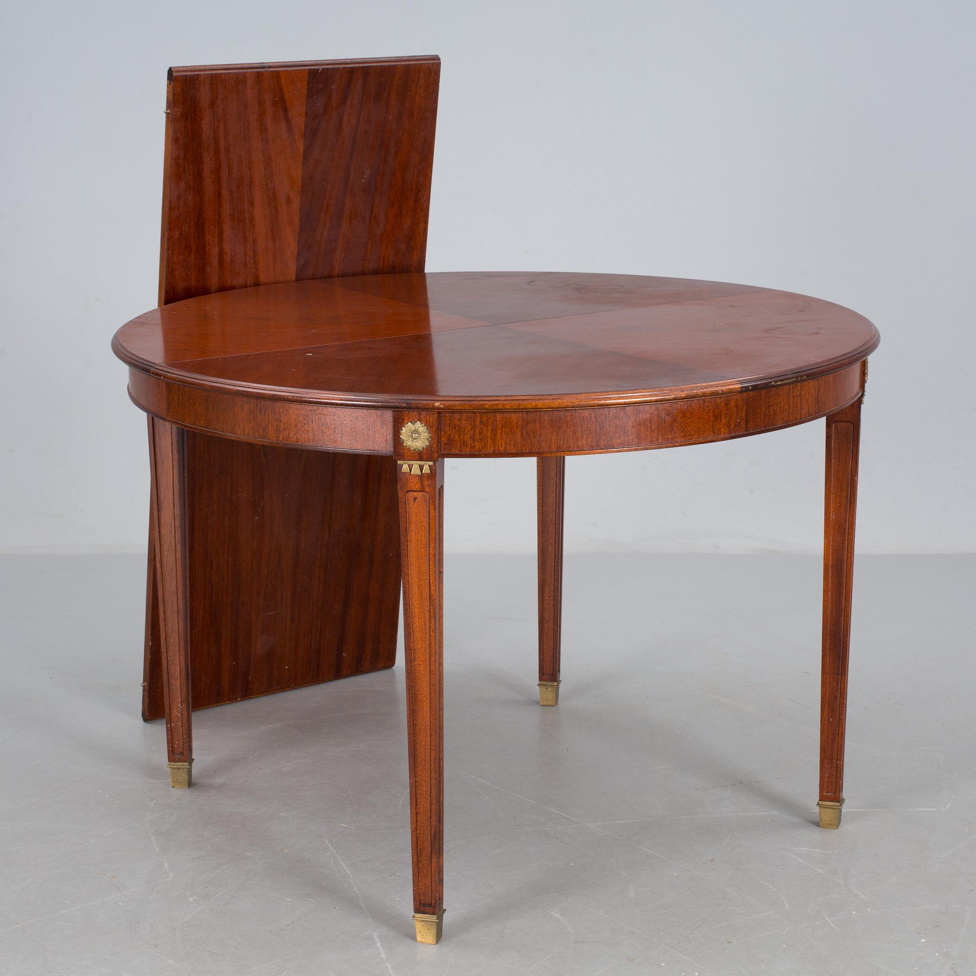 BORD, gustaviansk stil, Bräntorps, 1900-talets andra hälft.