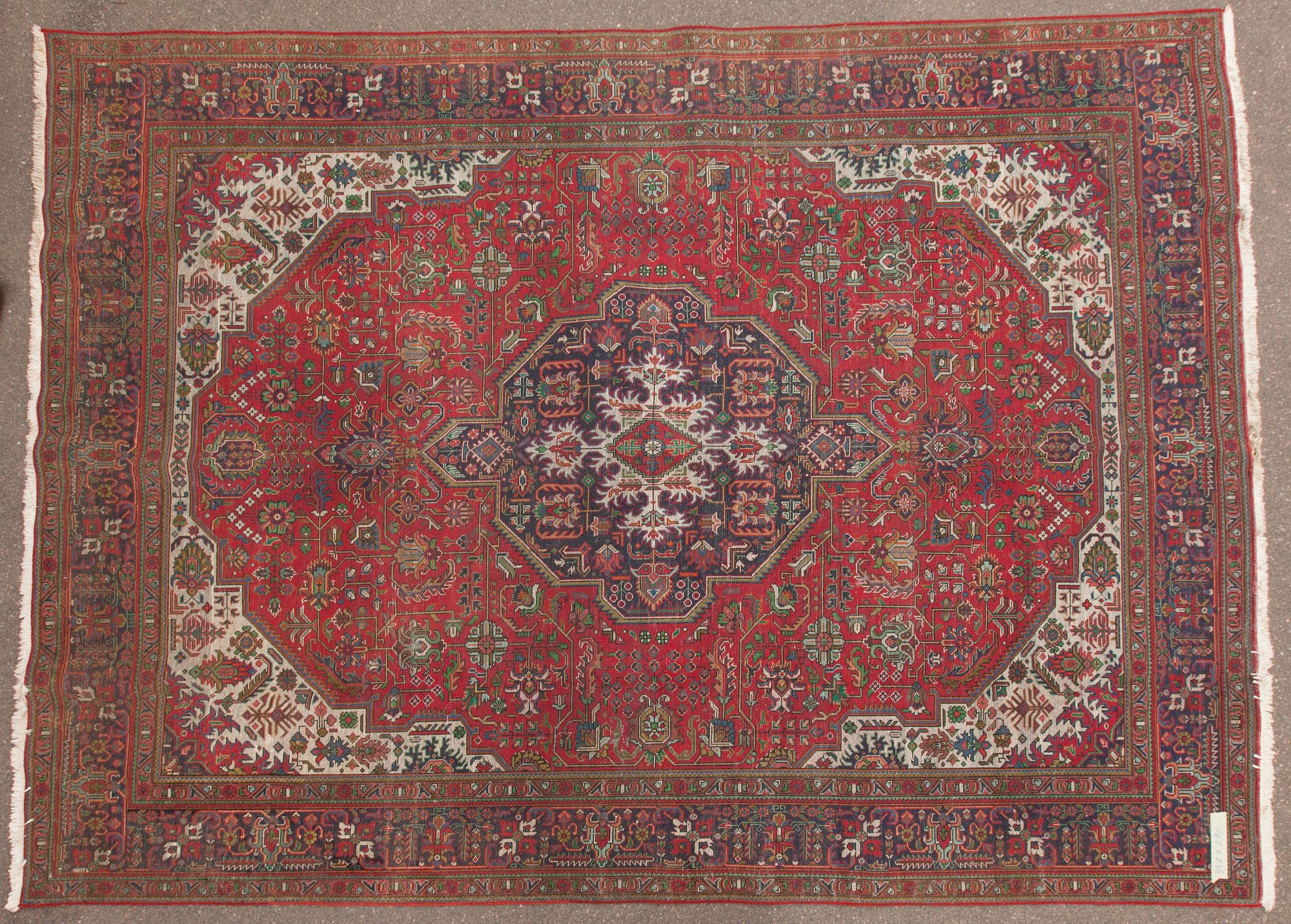 MATTA, Täbriz. Ca 400x300 cm.