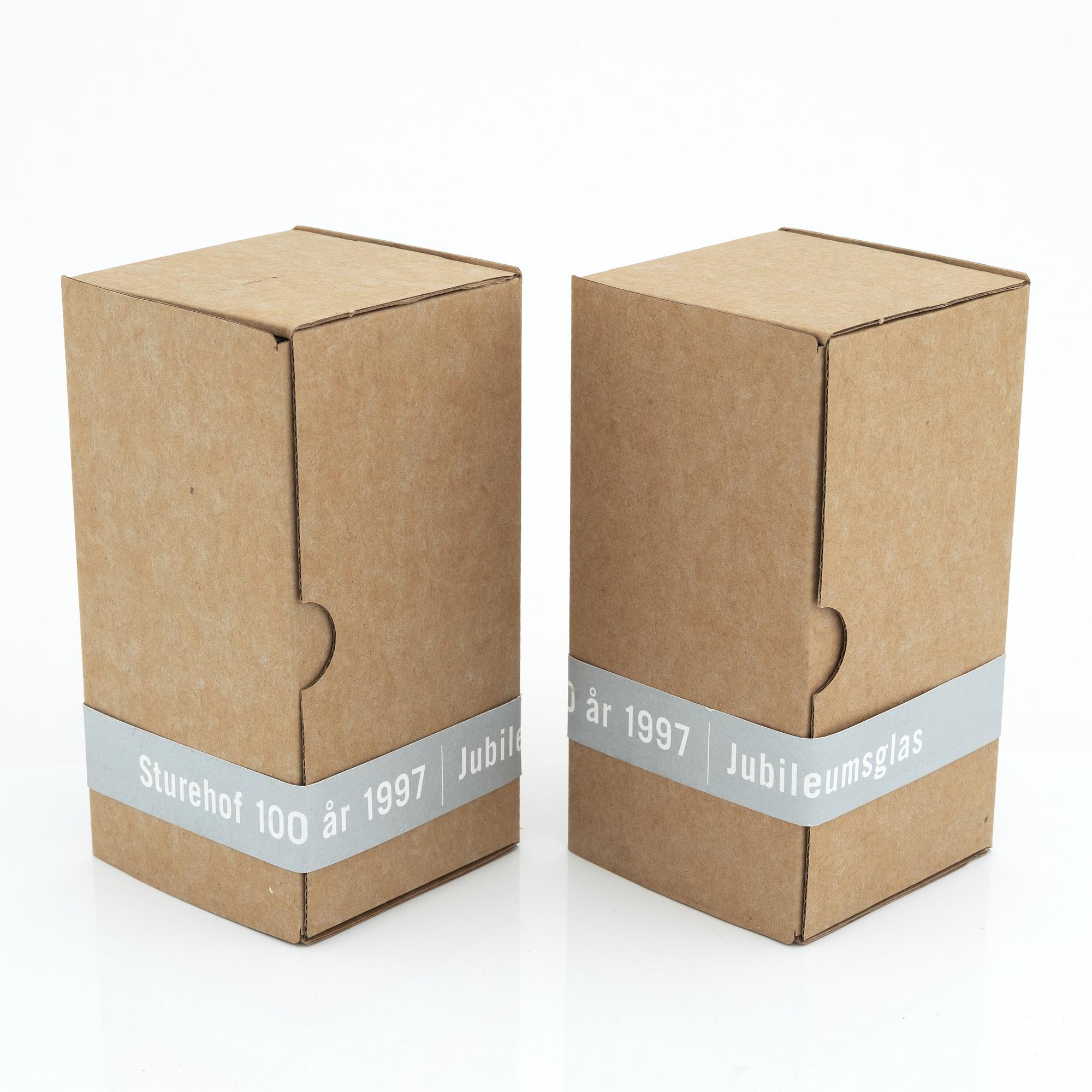 Jonas Bohlin, snapsglas ett par, numrerade, Rejmyre, 1997.