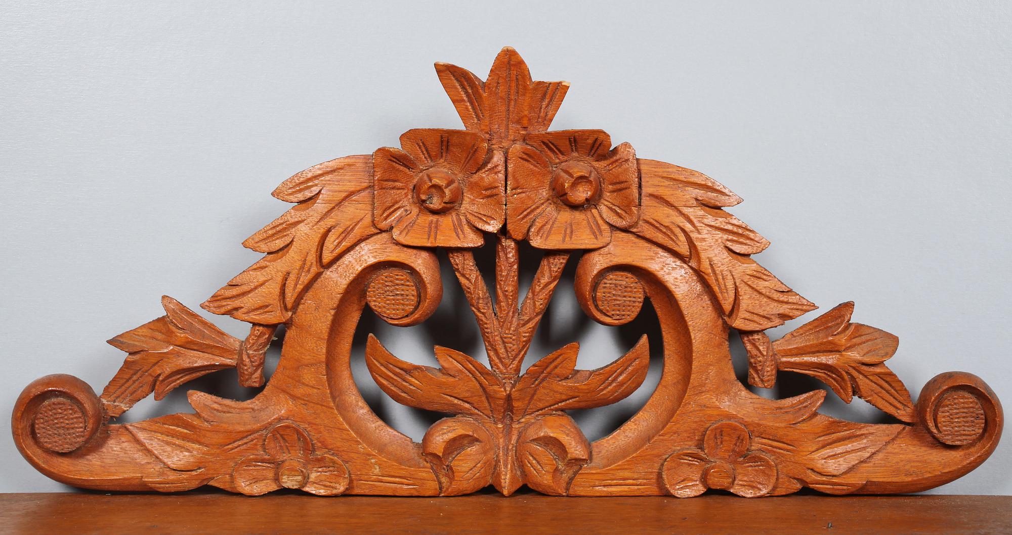 VÄGGHYLLA, sent 1800-tal.