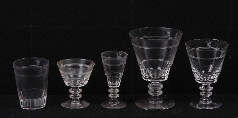 GLASSERVIS, ca 60 delar. 1930/40-tal.