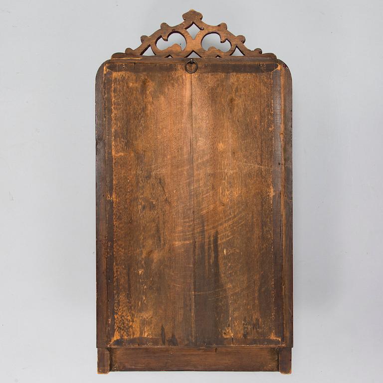 A Finnish mirror from the second half of the 19th century.