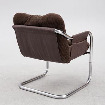 A 1970's armchair.