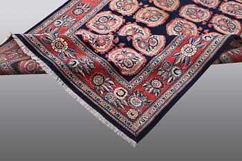 A RUG, Kashan, ca 264 x 172 cm.