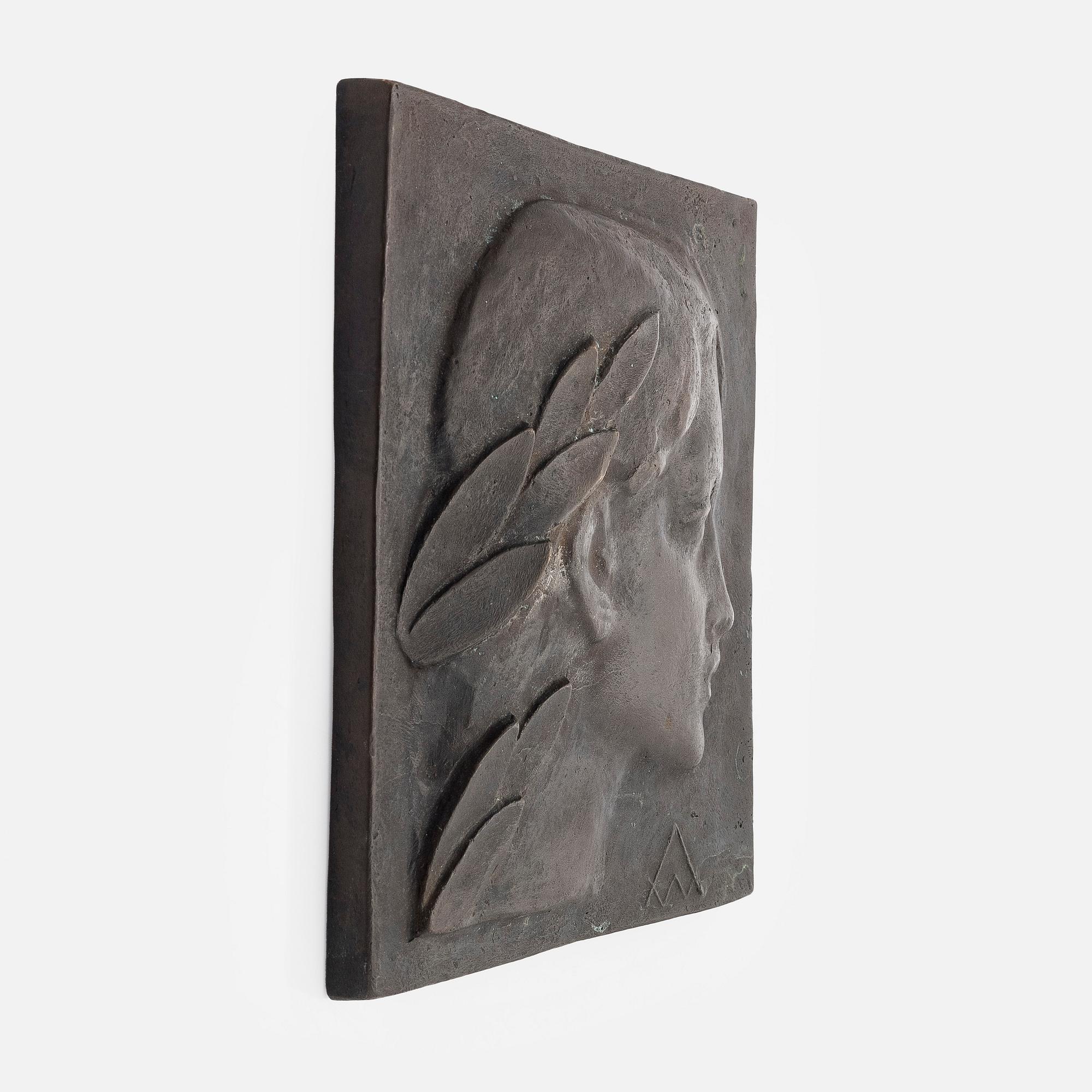 Wäinö Aaltonen, Seppelöity tyttö.