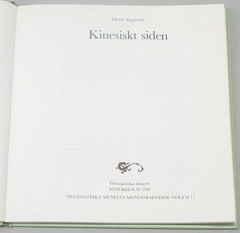 10 books on chinese and japanese works of art.