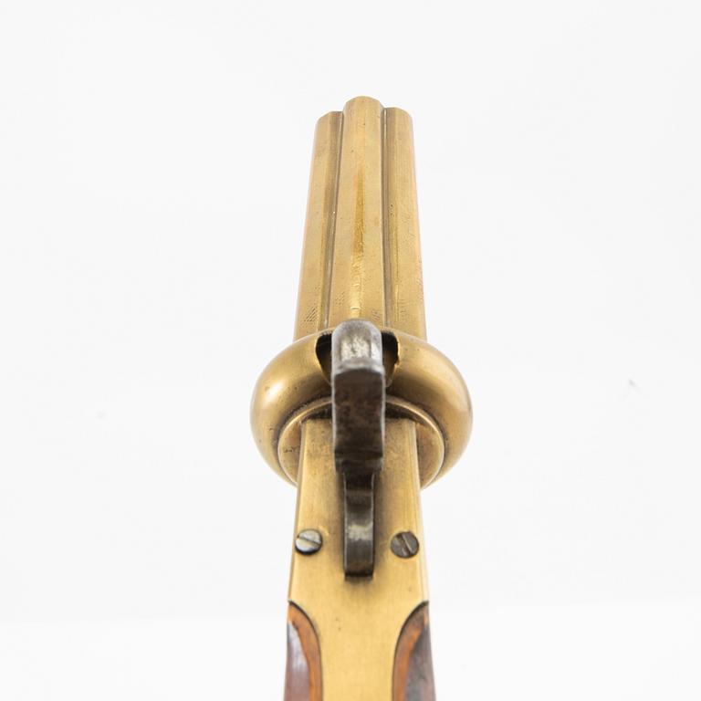 Slaglåsrevolver av Johan Engholm, s k Smålänning / Pepperbox.