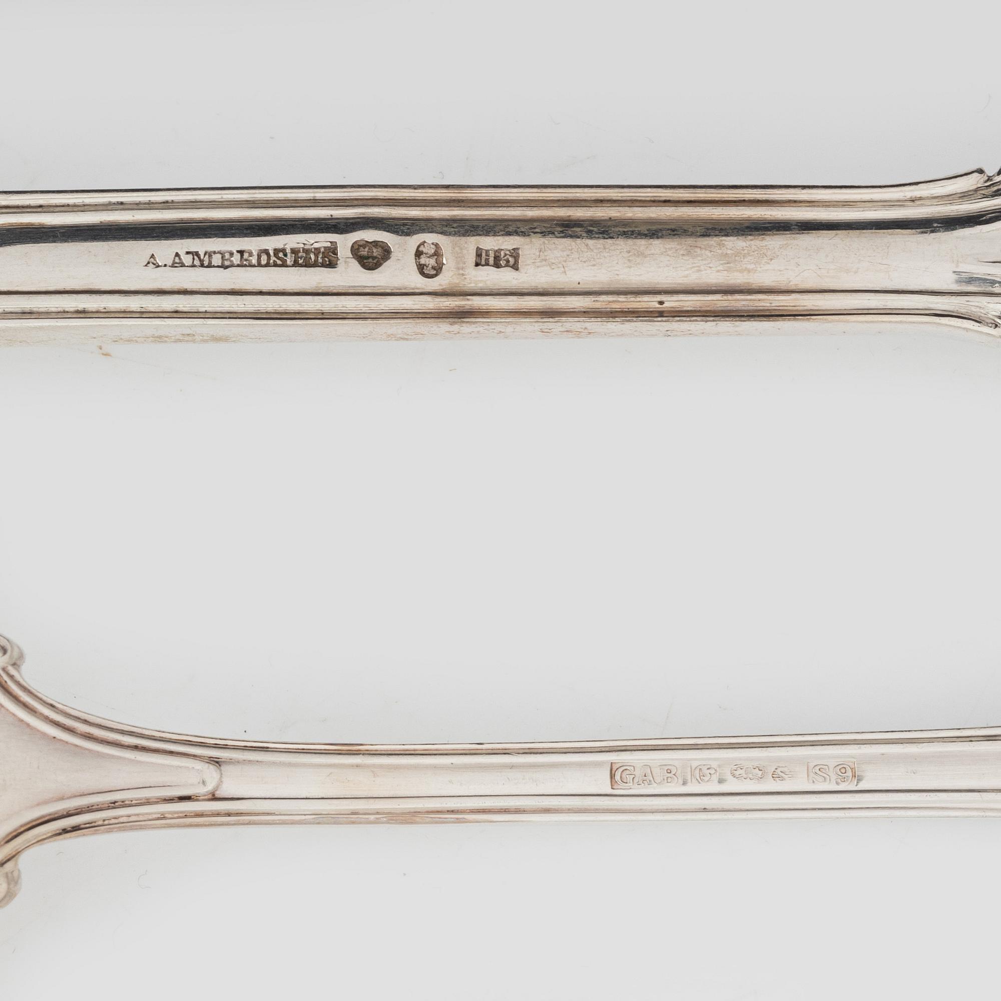 Bestickservis, silver, 112 delar, "Olga", mestadels GAB, Stockholm, 1956-1993.