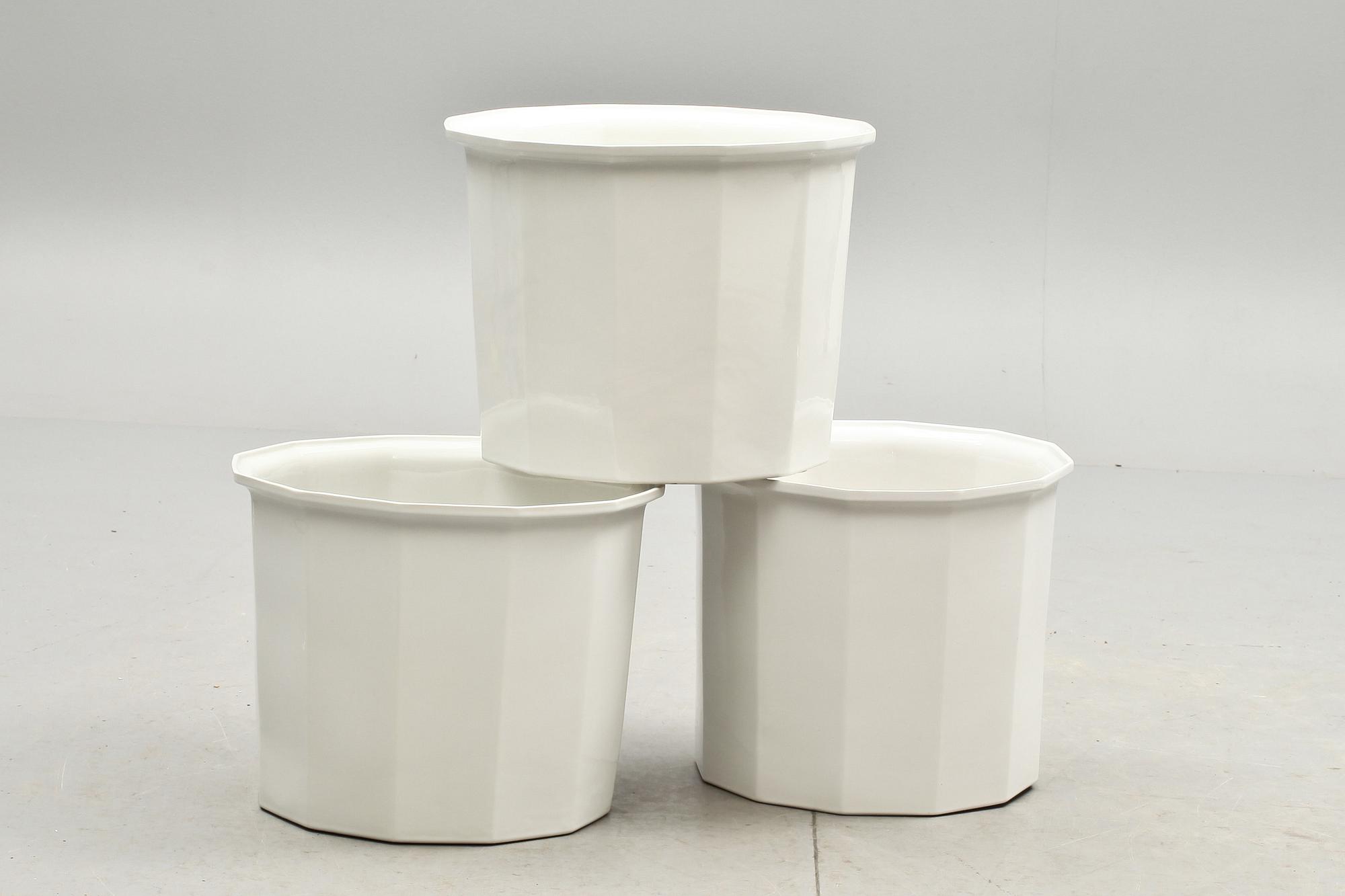 YTTERFODER, 3 st, porslin, "Oktavius", Karin Björquist, Gustavsberg.