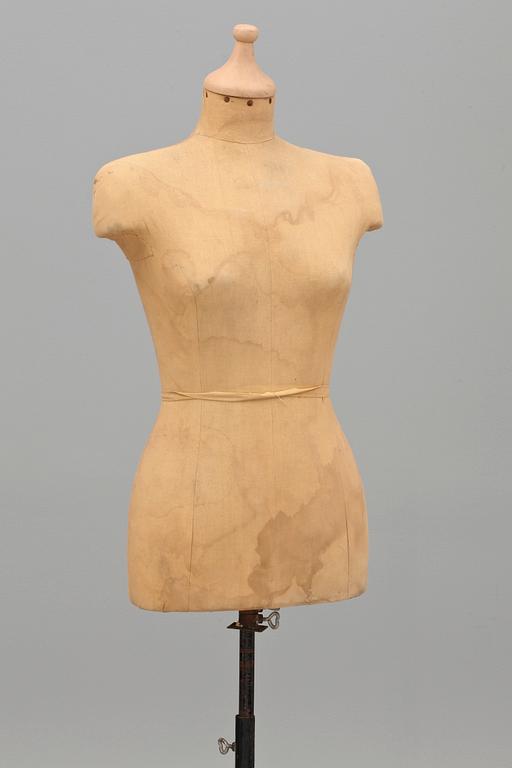 PROVDOCKA, 1900-talets mitt.